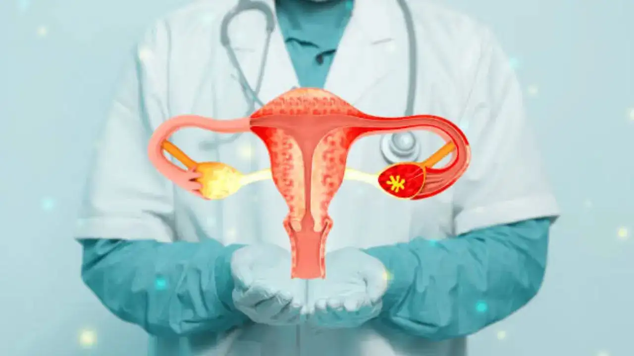 Easy-to-Miss Signs of The Super Deadly Ovarian Cancer Women Must Not Ignore, According to Top Gynecologist