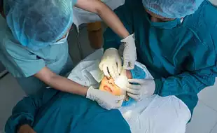 How To Choose The Right Surgeon For Your Cataract Surgery