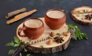 Have You Been Drinking Tea Empty Stomach? 5 Risks You Should Know