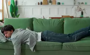 Are You Suffering From Hyper-Fatigue? Experts Say It's The New Epidemic; Signs To Watch Out For
