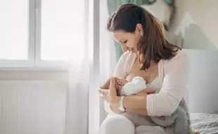 How To Take Care Of Hygiene While Breastfeeding: Expert Shares Tips For New Moms
