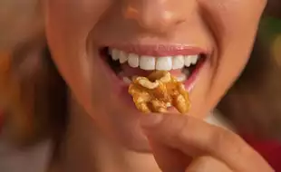The Number One Protein You Should Eat To Help Lower Cholesterol, According to Dietitians