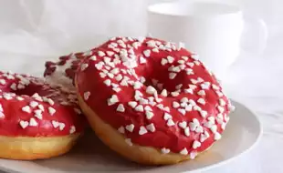 FDA Bans Controversial Red No. 3, Artificial Colour Used In Beverages and Candy; Here's Why