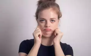 Say Goodbye To Double Chin! 5 Non-Surgical Fixes To Get That Picture-Perfect Jawline