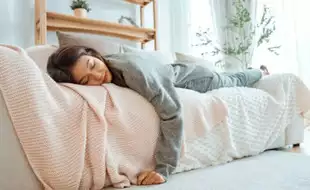 Struggling To Lose Weight? Your Afternoon Nap Might Be The Reason - Expert Explains How