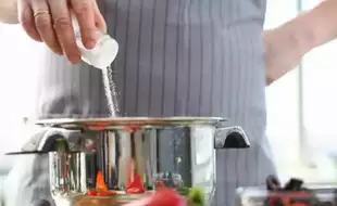 WHO Says Regular Salt Is Harmful! Recommends These Healthier Substitutes