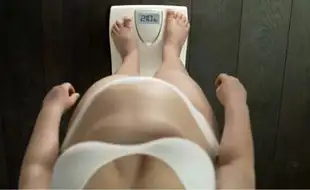 5 Subtle Signs Your Metabolism Is Slowing and How To Change It