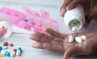 Beware of THESE Most Dangerous Medicines In the World, According to Experts