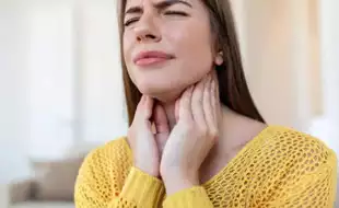 The Sign Your Common Cold Could Be A Deadly Cancer; Know Other Symptoms of Lymphoma