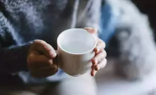 What Is The Right Time To Drink Hot Water? How Does It Have An Effect On Your Digestion?