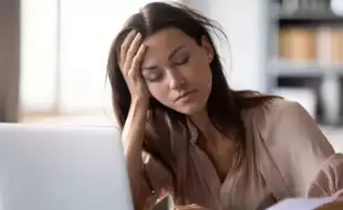 Sleeping More or Less Than 7 Hours? Your Sleep Patterns May Lead To Premature Death!