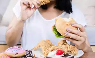 International Women's Day 2025: Is Your Diet Hurting Your Hormones? What Every Woman Should Know