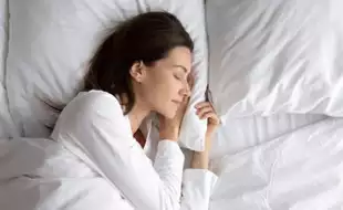 Can Melatonin Help Reverse DNA Damage From Poor Sleep? Here's What Study Says