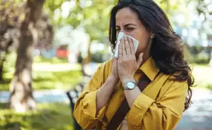 Is Change In Weather Making You Sick? Here's How You Can Beat The Seasonal Flu