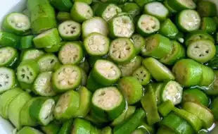 Okra Water Can Help You Lose Weight Only If You Drink It THIS Way!