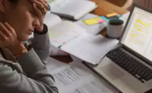 Overcoming Imposter Syndrome: Reclaiming Confidence and Mental Well-Being