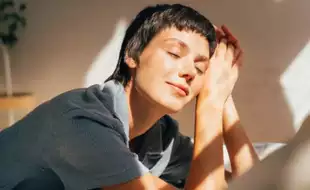 What Is The Best Time To Get Sunlight This Summer Without Harming Your Skin?