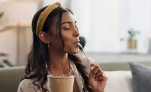 Why Do You Crave Sugar In Summers? Nutritionist Shares Smart Ways To Curb Cravings In A Healthy Way
