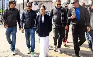 West Bengal CM Mamata Banerjee Walks Backwards in Viral Video; Health Benefits of Doing So
