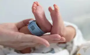 Australian Mom Gives Birth To Stranger’s Baby After IVF Blunder—Here’s What To Know Before Starting IVF
