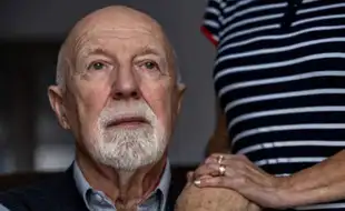 If Your Dad Had Alzheimer’s, Your Brain Could Be At Risk Too, Study Finds